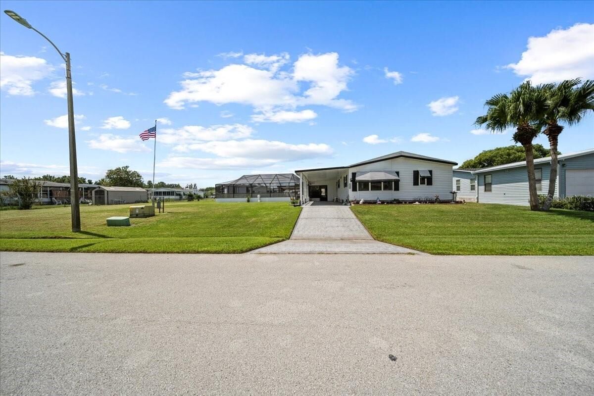 Property Photo:  5225 Revelation Drive  FL 33868 