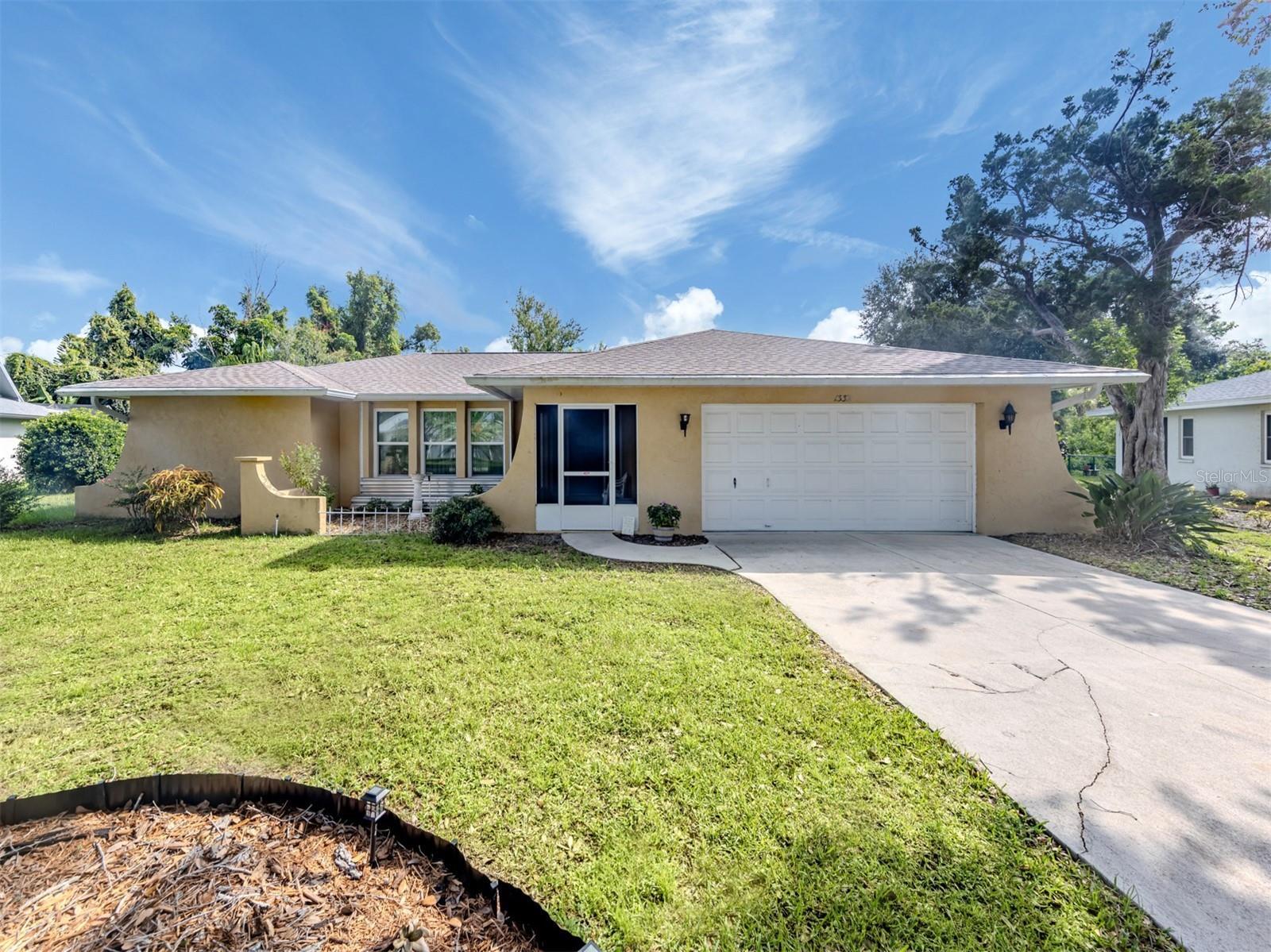 Property Photo: 1332 Whispering Lane FL 34285