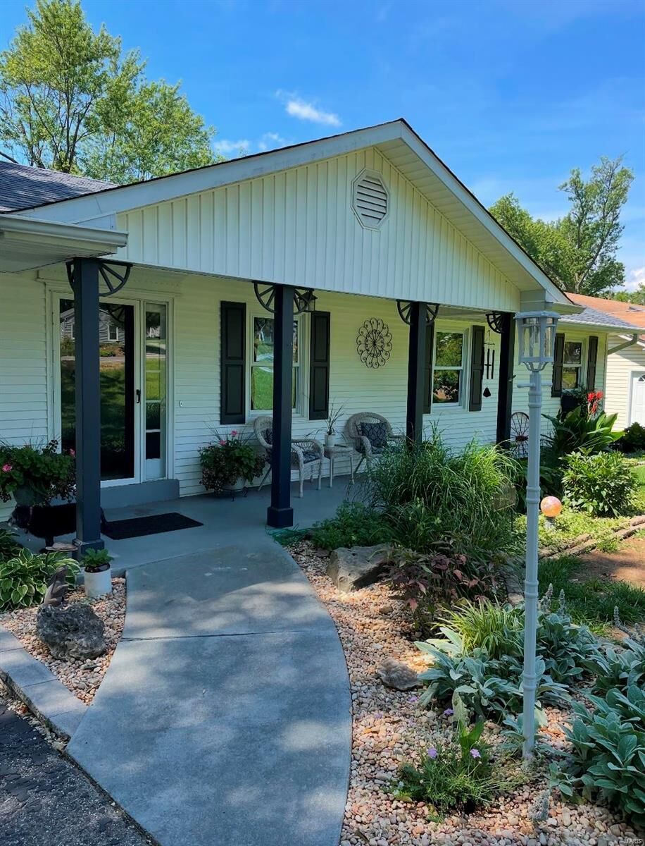 Property Photo: 10420 Clarendon Avenue MO 63114