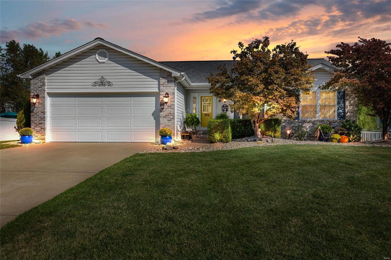 Property Photo: 104 Gibraltar Point Court MO 63304