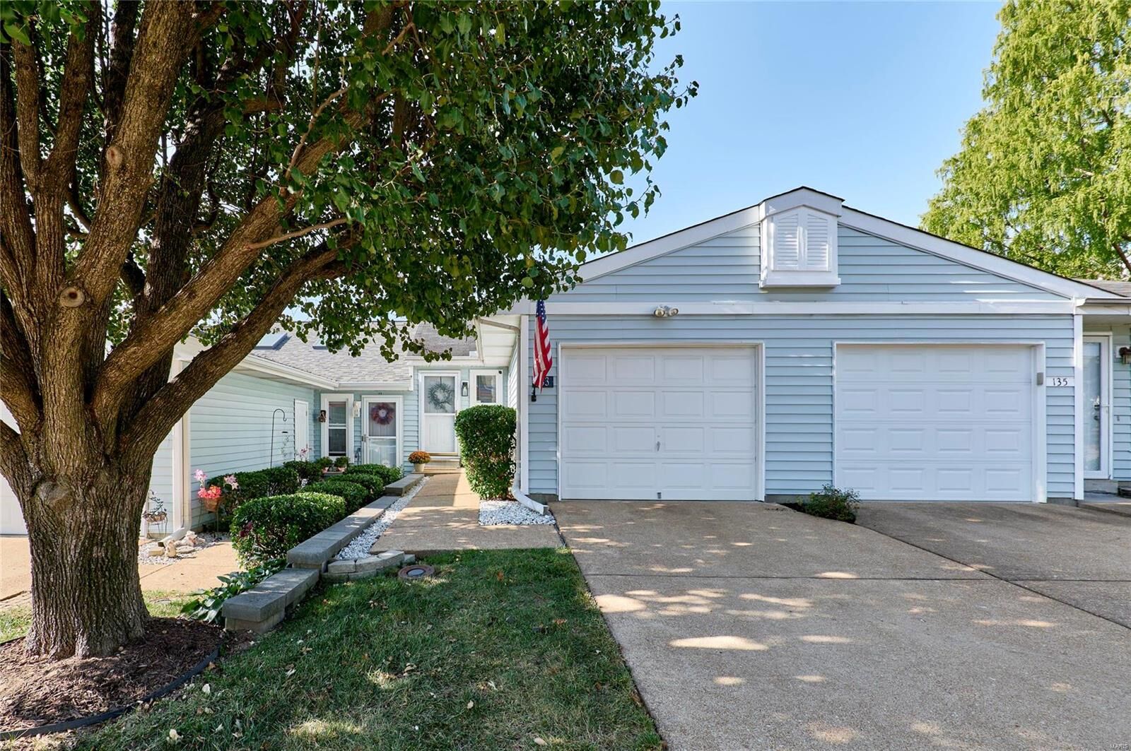Property Photo: 133 Inverness MO 63088