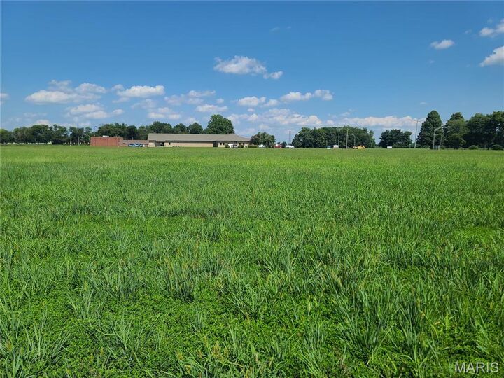 Property Photo: 1405 N Main St. MO 63801