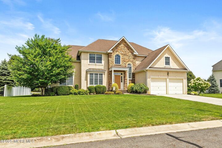 15 Heather Court  Columbus NJ 08022 photo