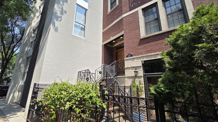 1229 N Paulina Street 2  Chicago IL 60622 photo