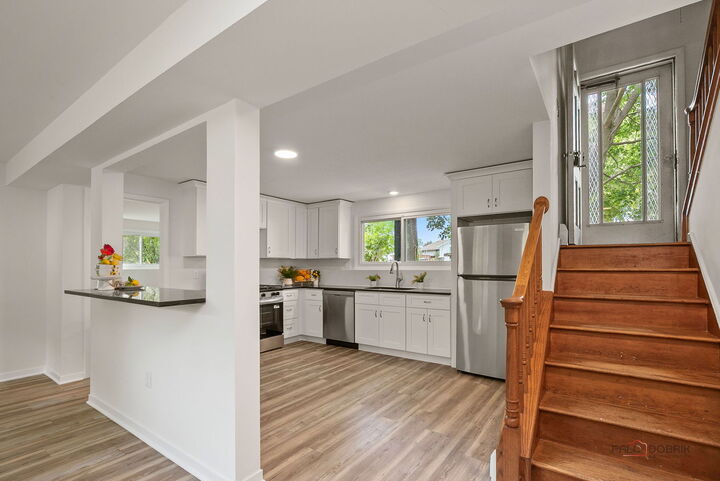Property Photo: 35663 N Helendale Road IL 60041