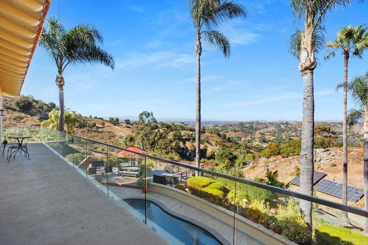 30477 Via Maria Elena  Bonsall CA 92003 photo