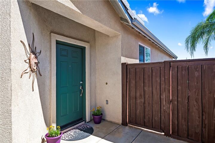 Property Photo:  212 Hoch Way  CA 92545 