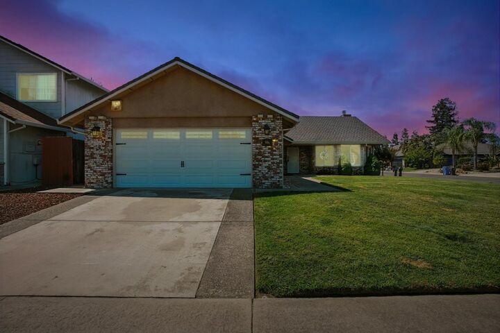 Property Photo: 906 Ranch Road CA 95632