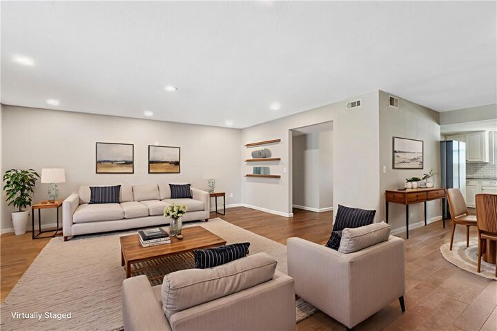 Property Photo: 410 SW 10th Street AR 72712