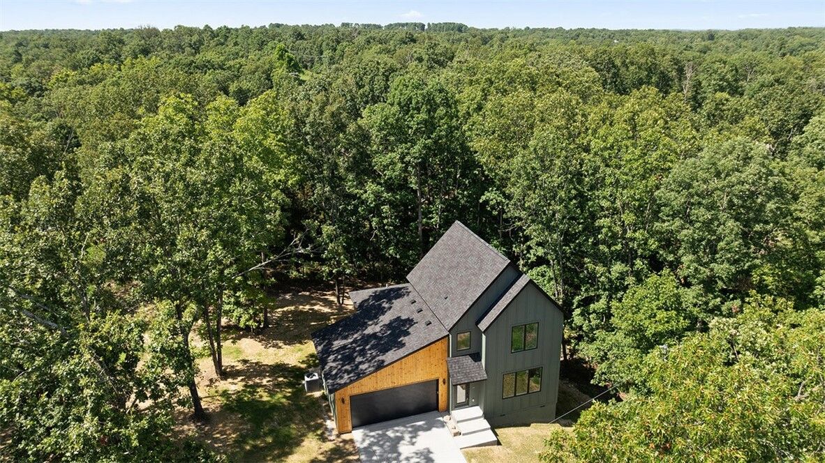 Property Photo: 5 Morvan Circle AR 72715