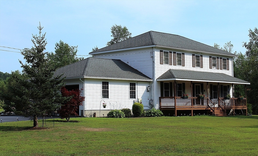 Property Photo: 7 Kittredge Rd MA 01535
