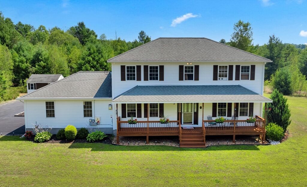 Property Photo:  7 Kittredge Rd  MA 01535 
