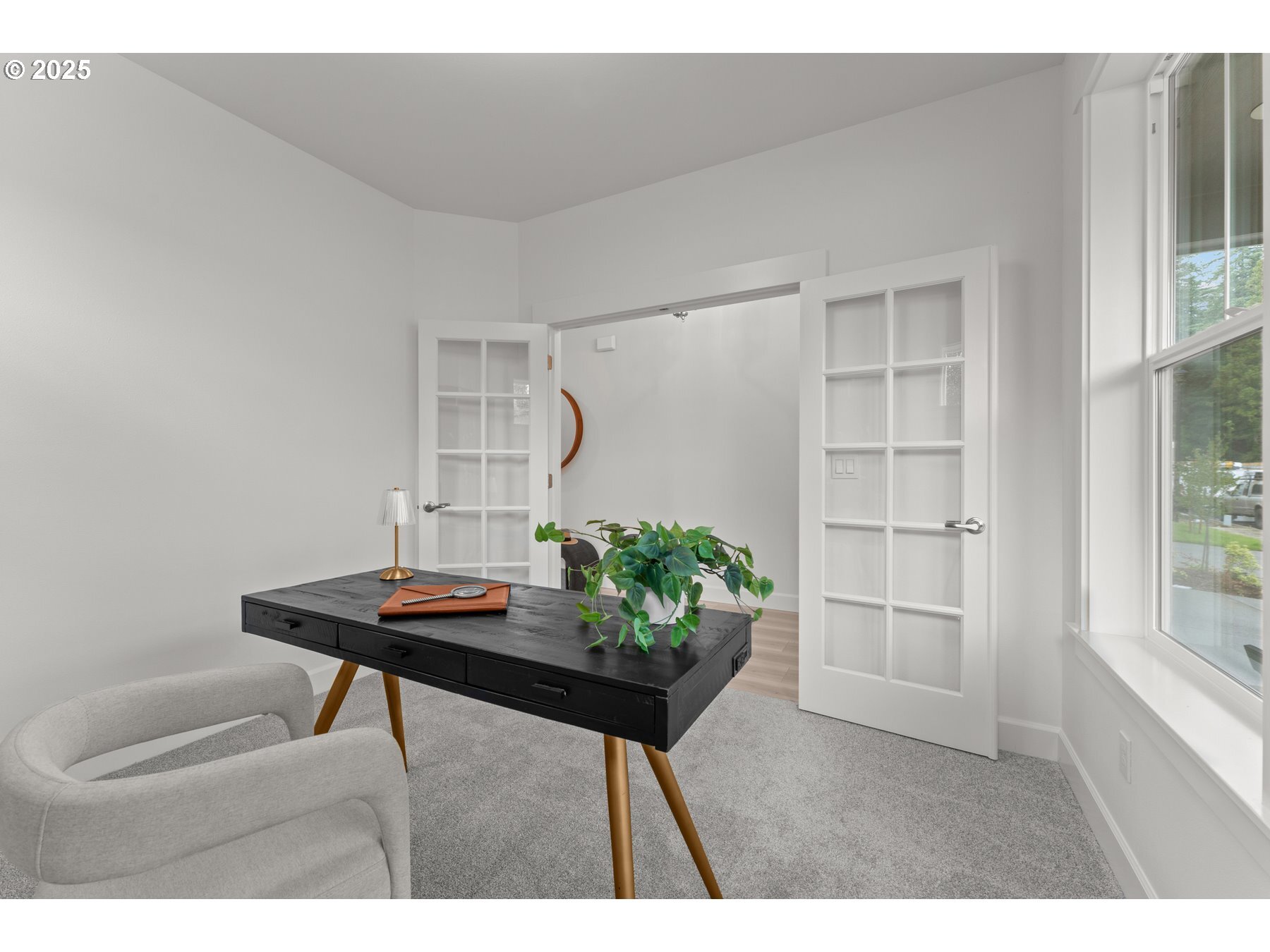 Property Photo: 16461 SW Cambridge Ln OR 97224