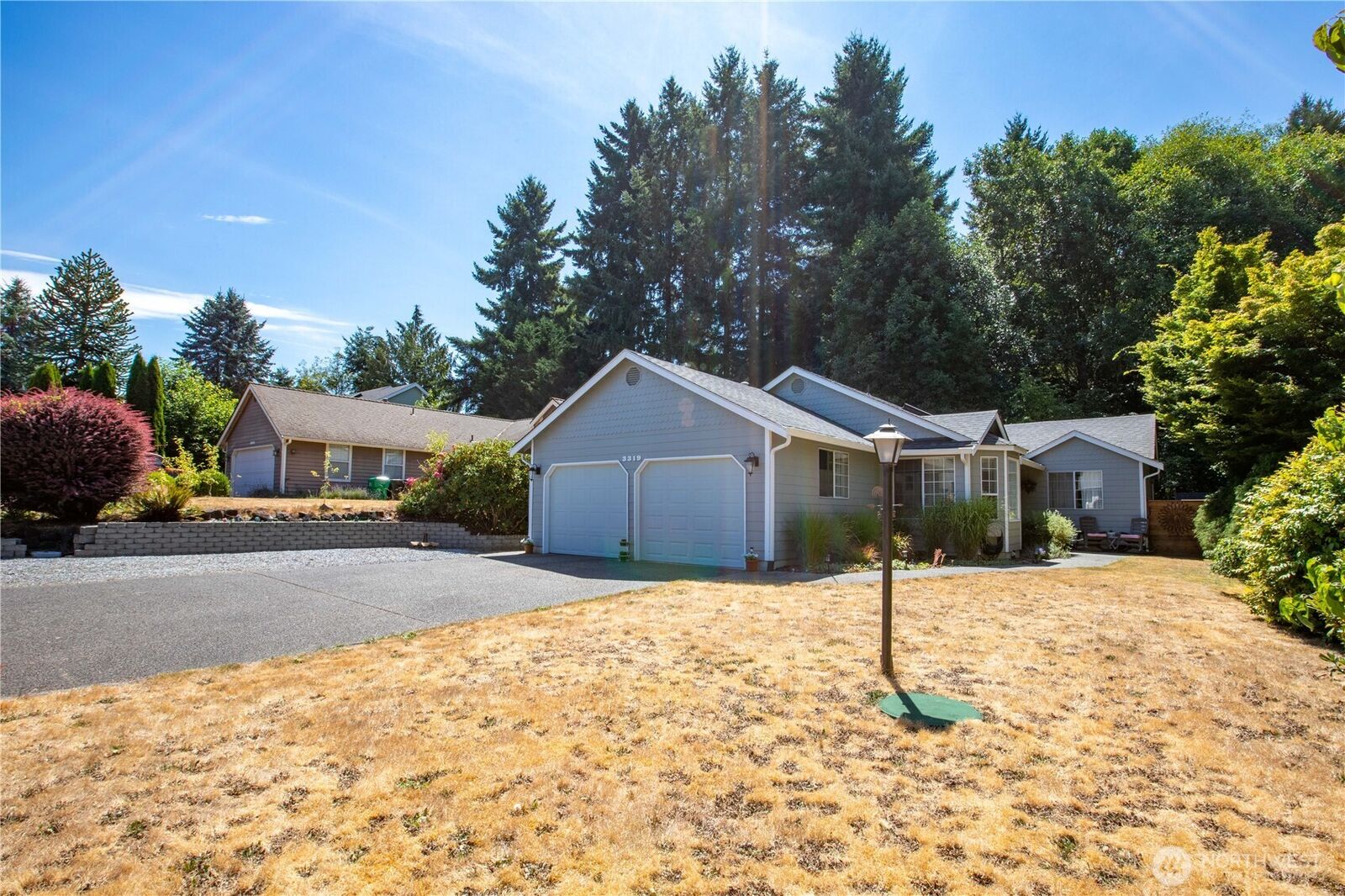 Property Photo: 3319 Woodside Court NE WA 98506