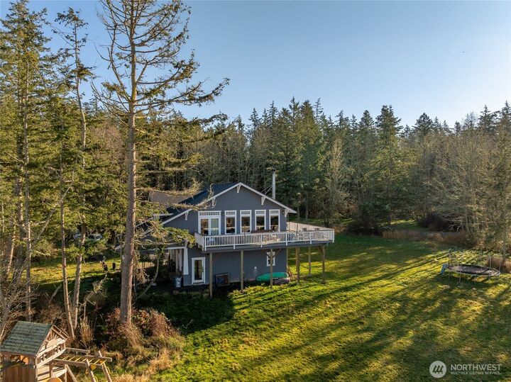 Property Photo:  1372  Bakerview Road  WA 98261 