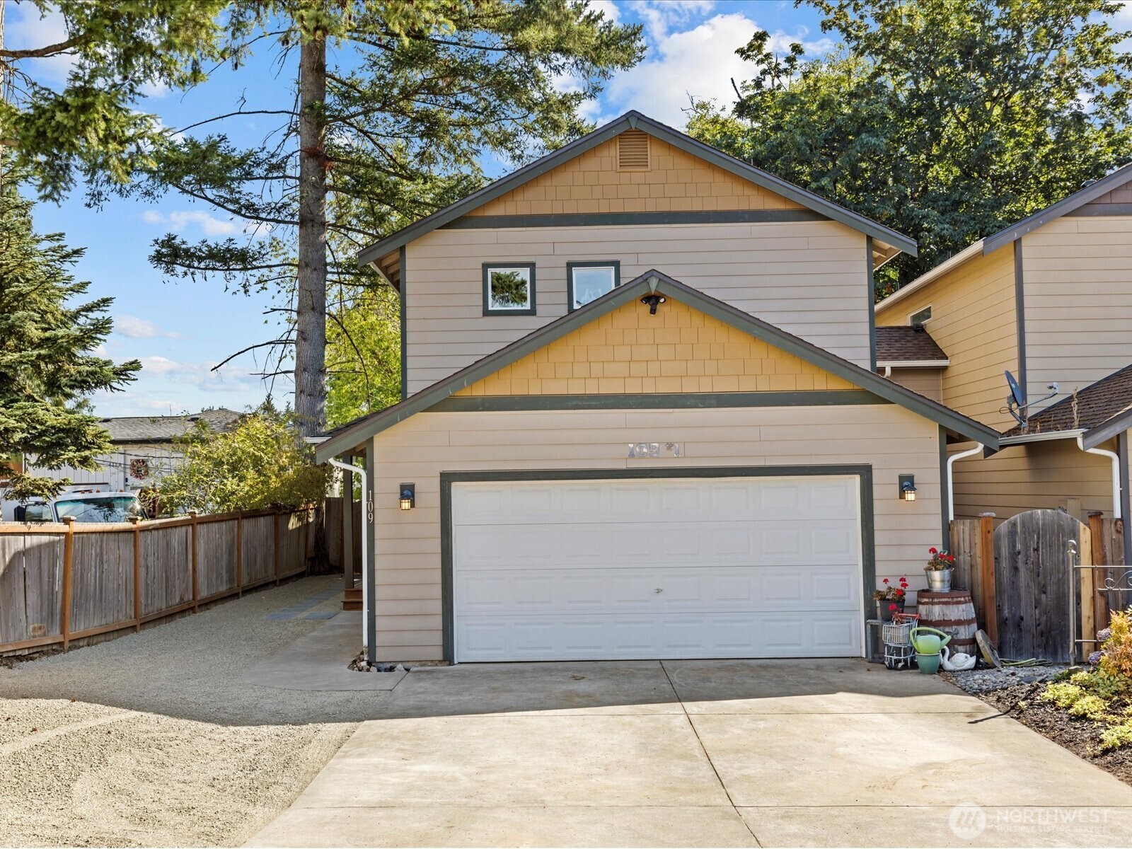 Property Photo: 109 203rd Place SW 1 WA 98036