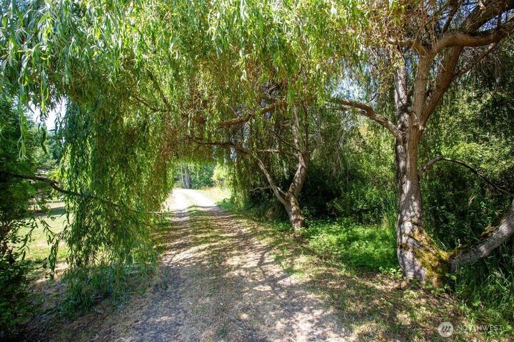 Property Photo: 450 Burton Lane WA 98250
