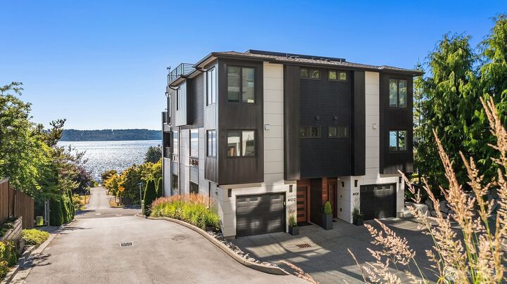 Property Photo: 23840 7th Avenue S A102 WA 98198