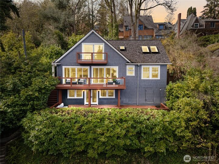 603  38th Avenue  Seattle WA 98122 photo