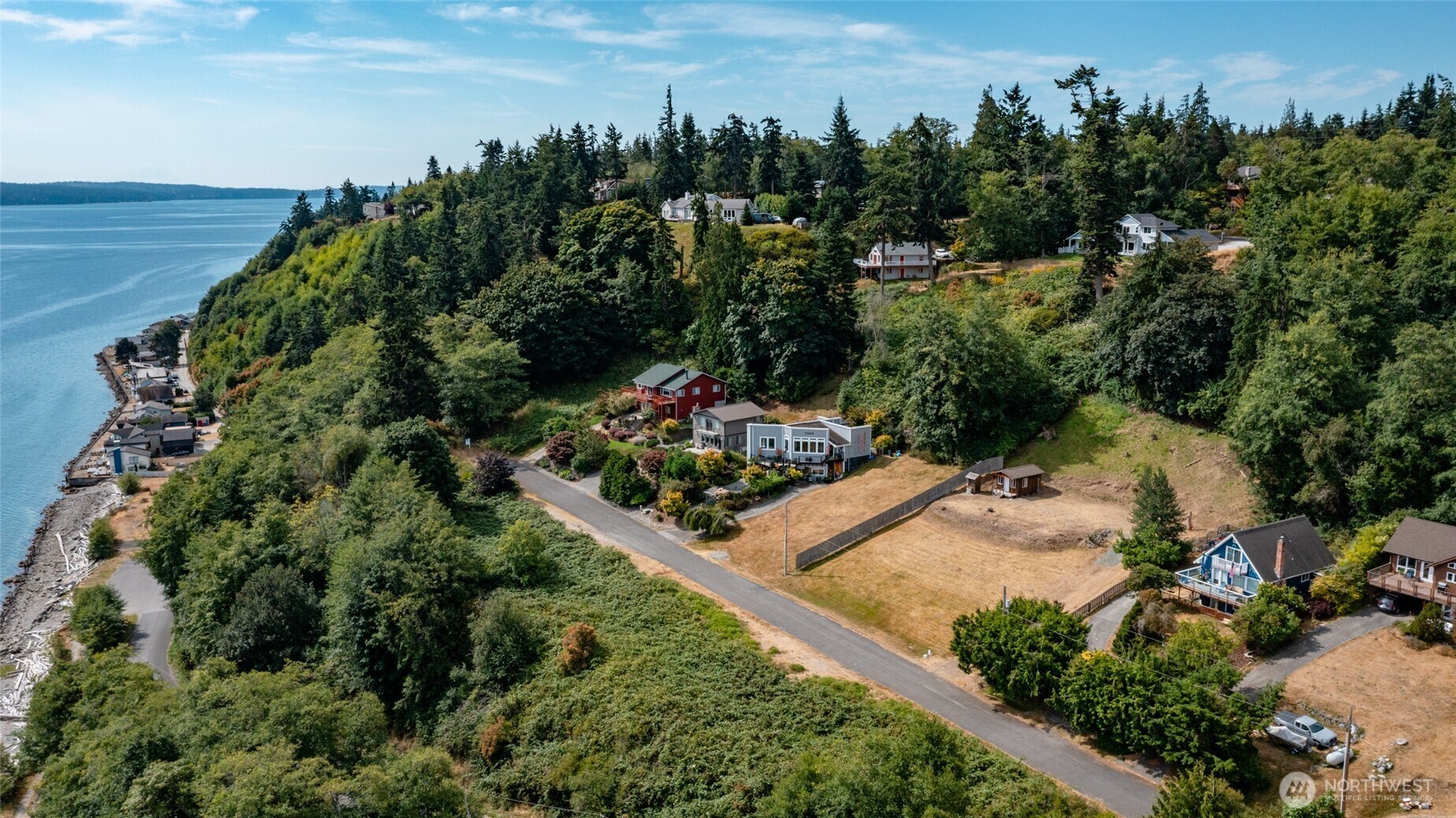 2217  Cranes Landing Drive  Greenbank WA 98253 photo