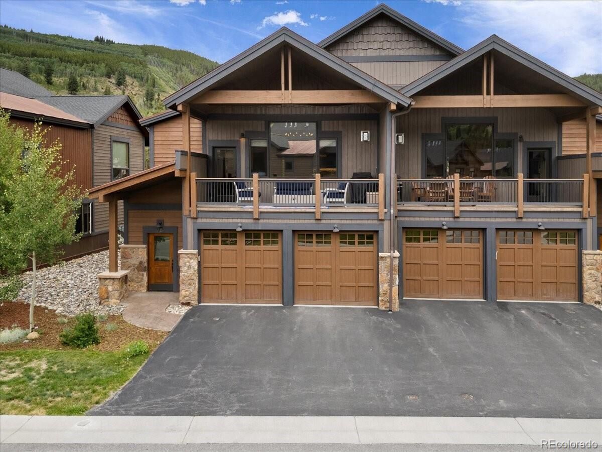 Property Photo:  78 Erickson Loop  CO 80435 