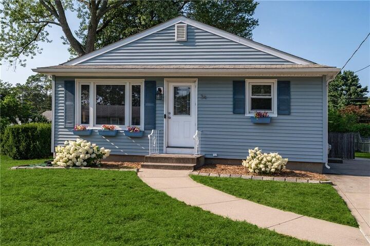 34 Dearborn Drive  East Providence RI 02915 photo