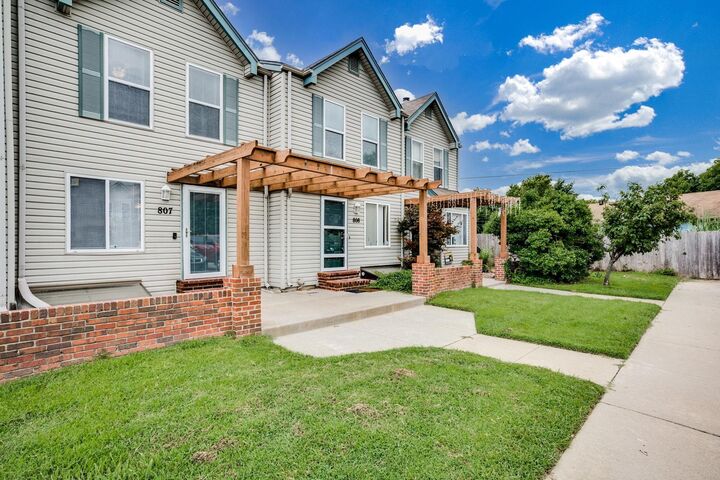 Property Photo: 3909 W 31st S. KS 67217
