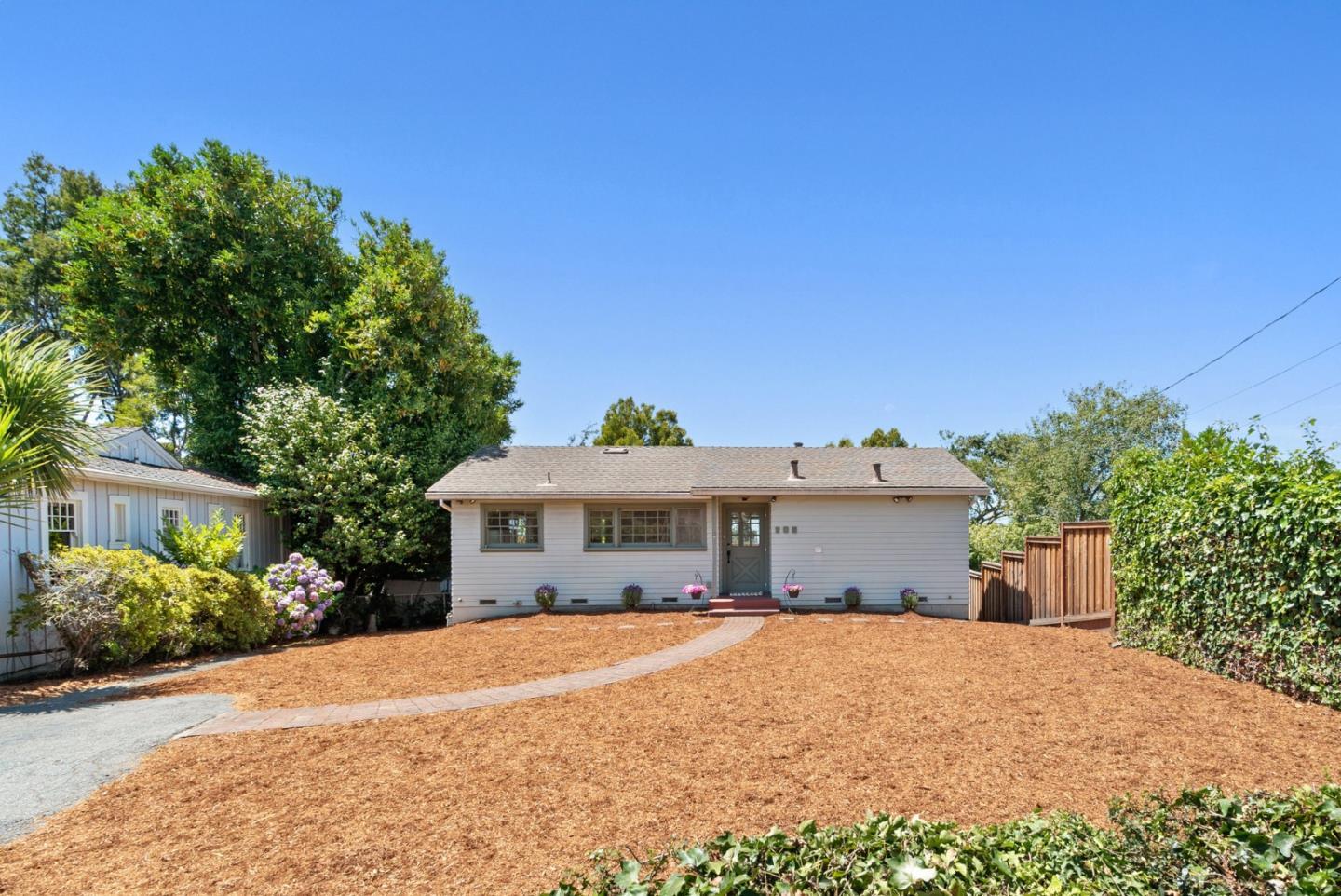 Property Photo: 206 Bayview Court CA 95003