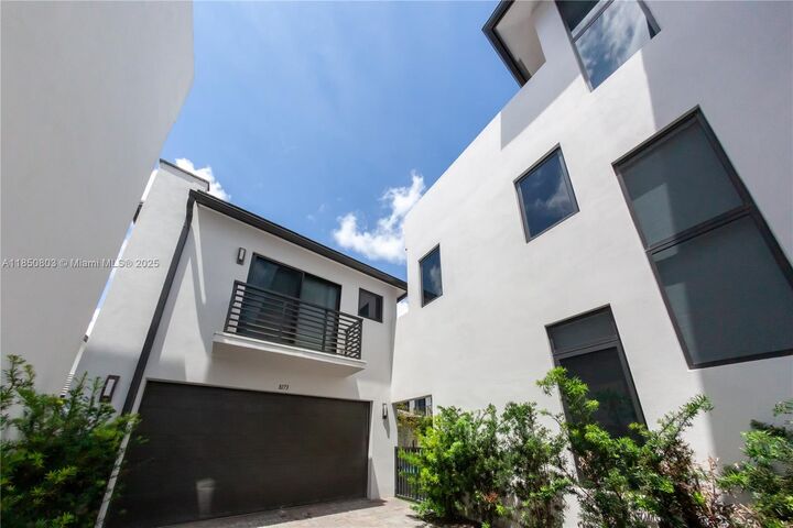 Property Photo: 8173 NW 47th Ter FL 33166