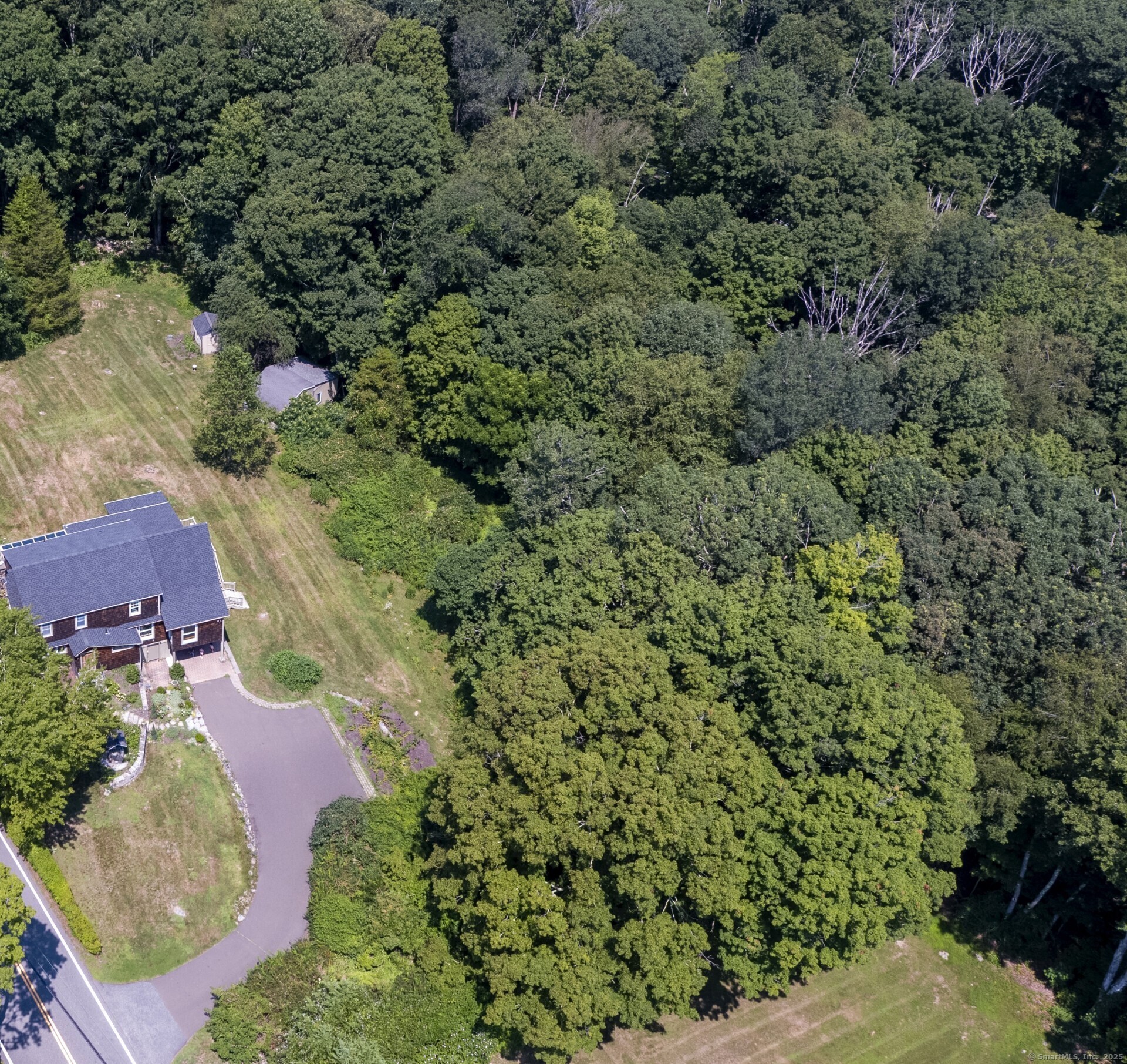 Property Photo: 593 Route 148 CT 06419