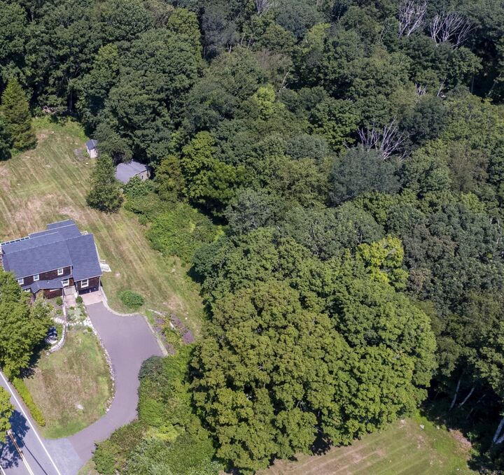 Property Photo:  593 Route 148  CT 06419 