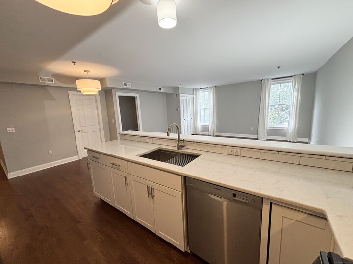 Property Photo:  16 Ann Street 24  CT 06854 