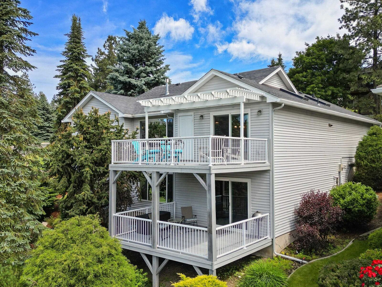 Property Photo:  7802 E Timber Ridge Ln  WA 99212