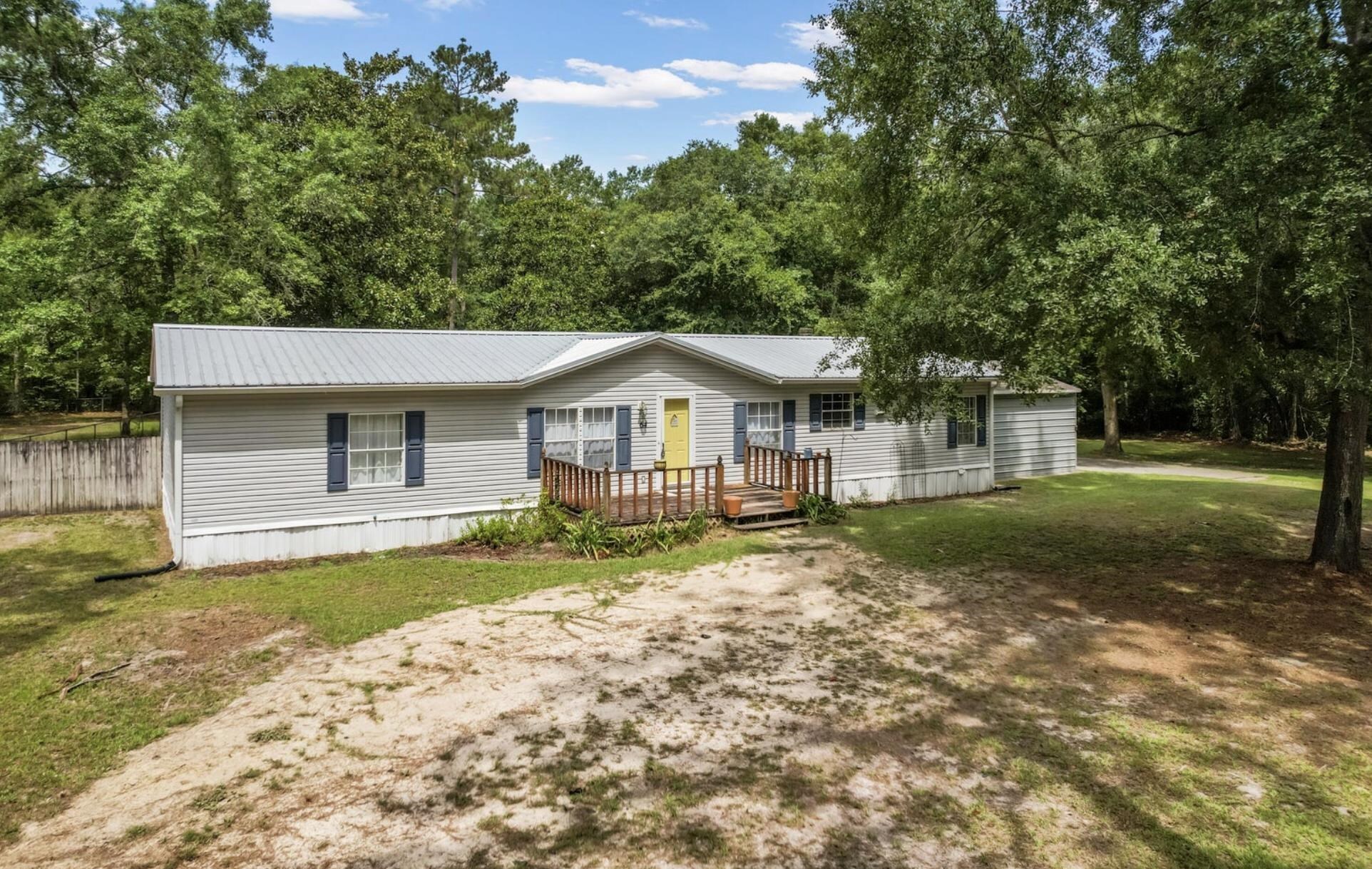 Property Photo:  64 Talquin Hideaway Road  FL 32351 