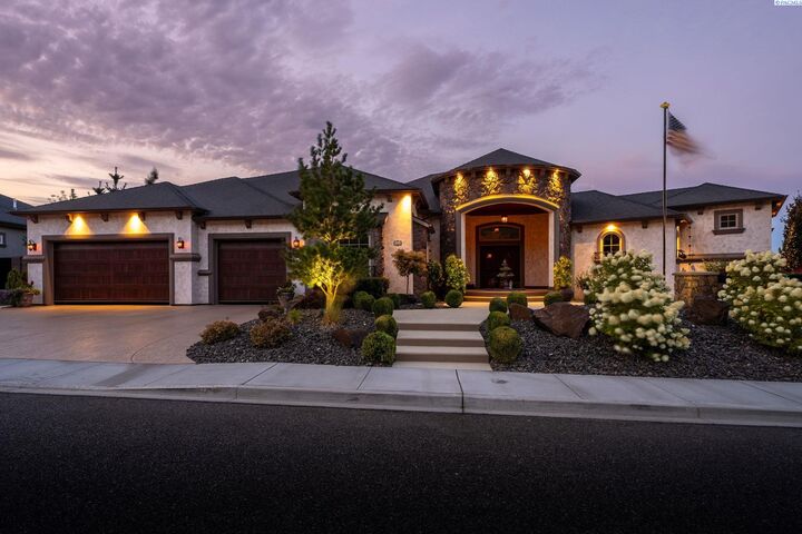 1953 Gala Way  Richland WA 99352 photo