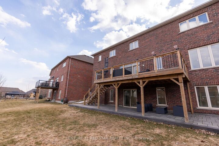 Property Photo:  16 Mitchell Crescent  ON L9W 6W6 