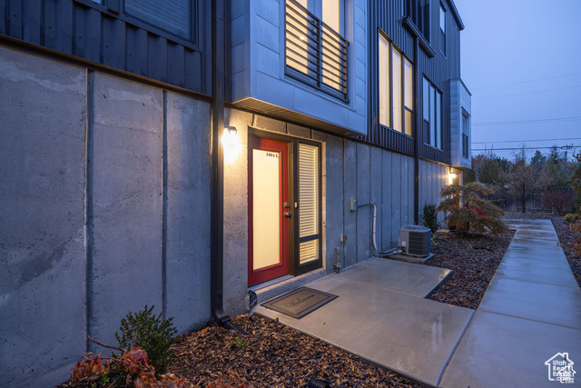 Property Photo: 1604 E 3300 S UT 84106
