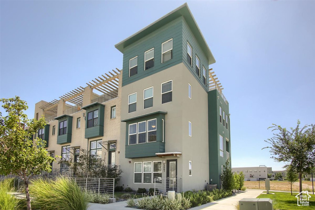 Property Photo: 5061 W Duckhorn Dr UT 84009