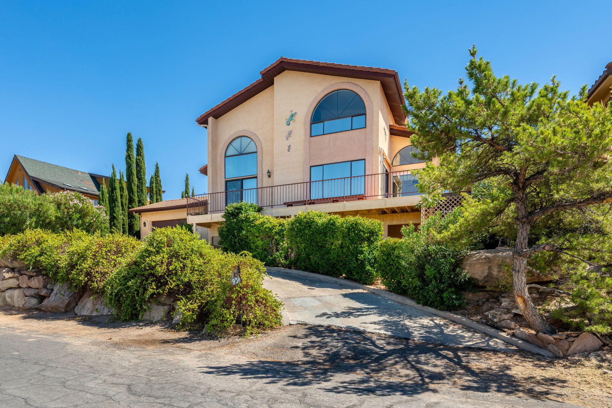 Property Photo:  956 E Summit Ridge Dr  UT 84790 