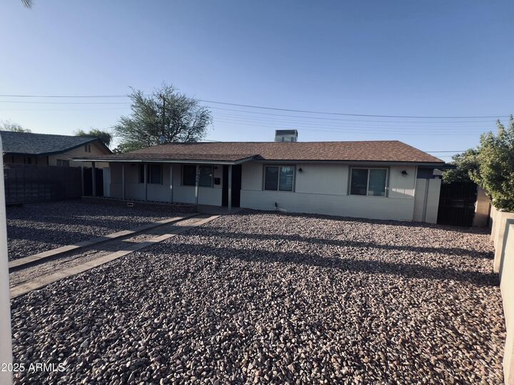 Property Photo:  1816 E Palmcroft Drive  AZ 85282 