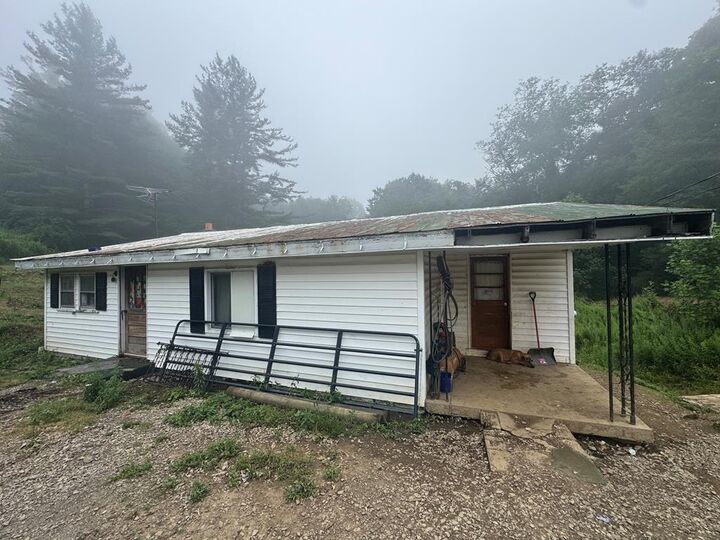 44391 Midland Trail  Rainelle WV 25962 photo