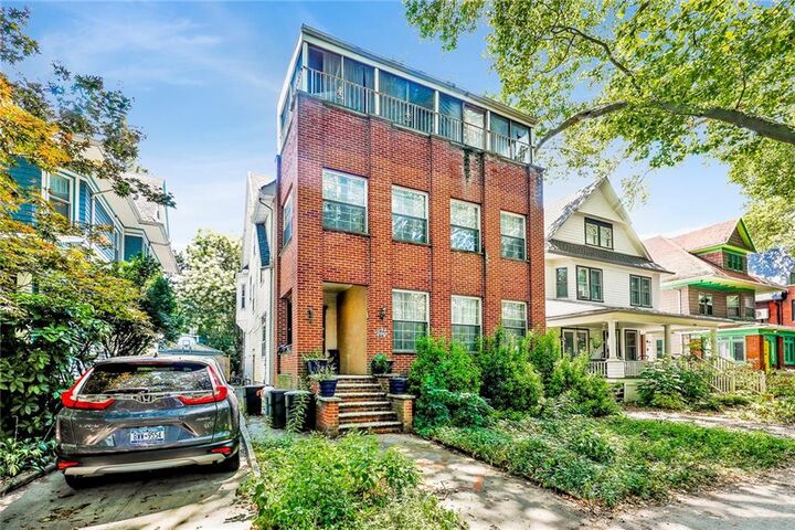 511 Argyle Road  Brooklyn NY 11218 photo