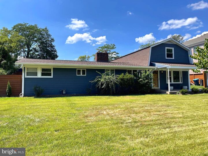 Property Photo: 6505 Fairland Street VA 22312