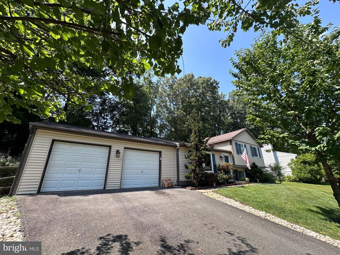 Property Photo: 5918 Freds Oak Road VA 22015