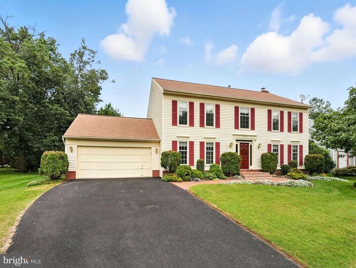 Property Photo: 15470 Meherrin Drive VA 20120