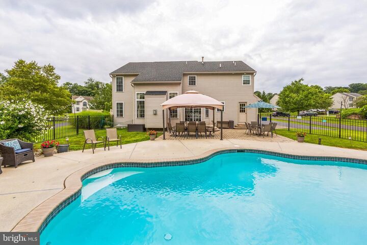 Property Photo: 113 Sandy Way PA 19320