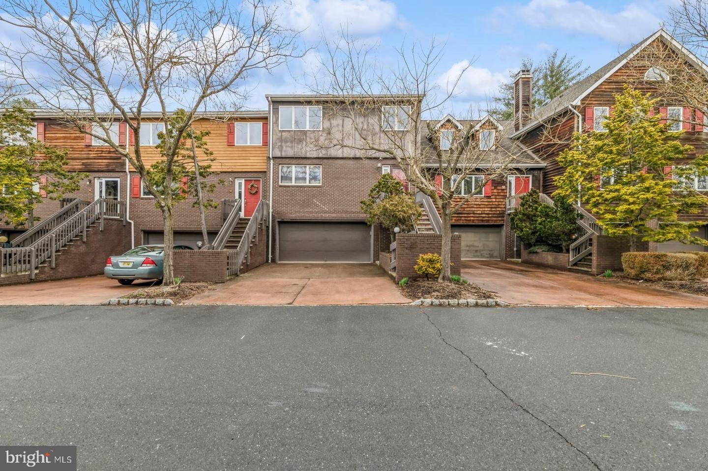 Property Photo: 11 Astor Court NJ 08540