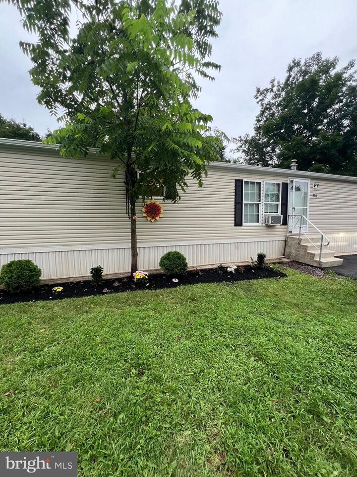Property Photo:  310 Roeder Lane  PA 18960 