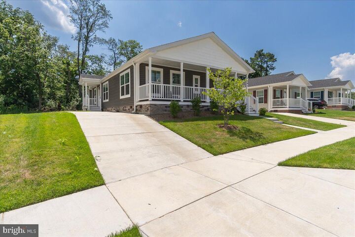 Property Photo:  1361 Connecticut Avenue  MD 21740 