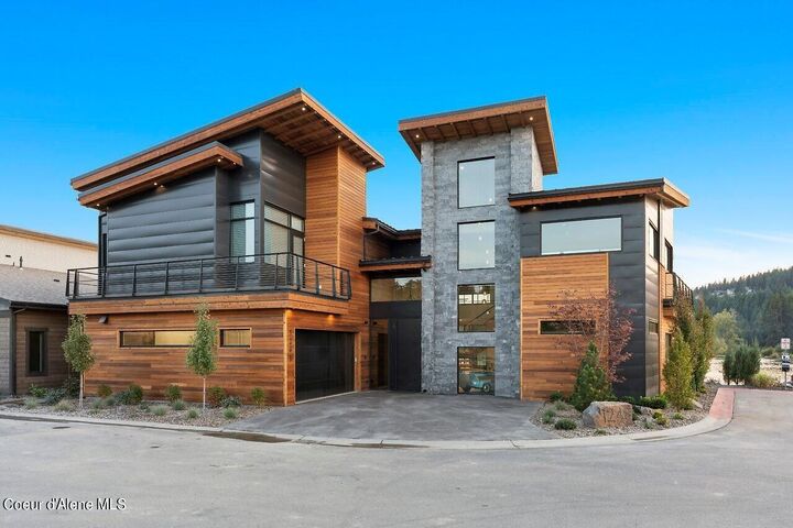 Property Photo: 1248 W Bellerive Ln ID 83814